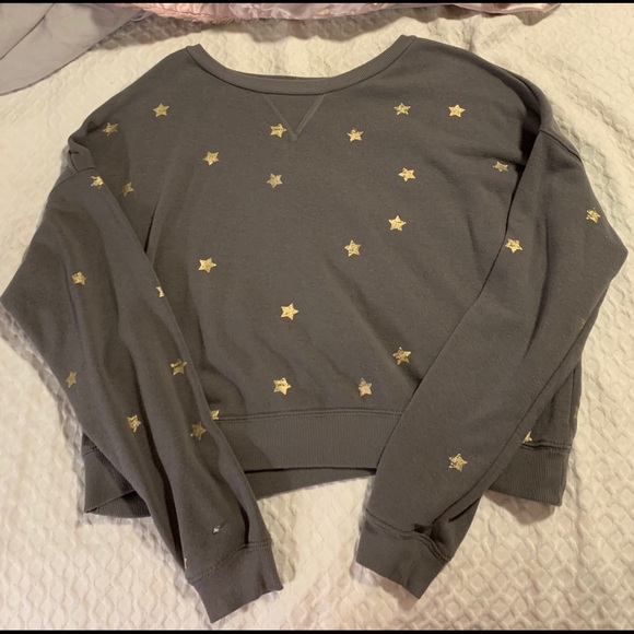 Gray cropped sweatshirt! - Picture 2 of 2